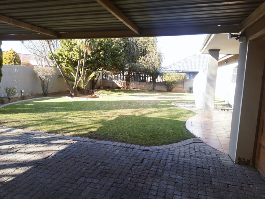 3 Bedroom Property for Sale in Riebeeckstad Free State